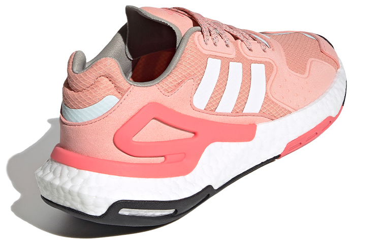 Женские кроссовки adidas originals Day Jogger (розовые) — Розовый — фото 4