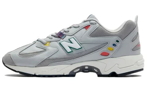 New Balance 828