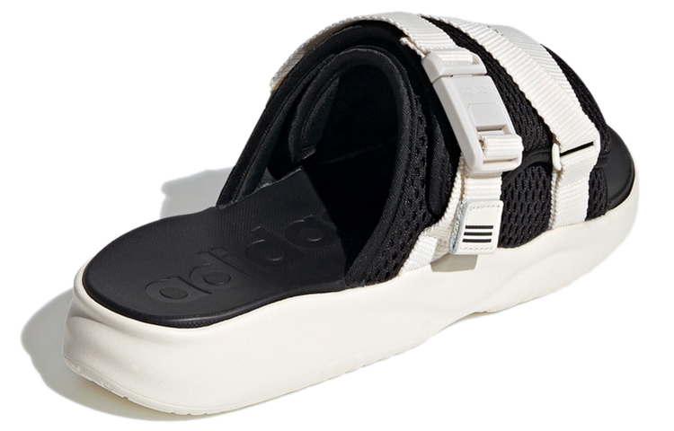 Шлепанцы adidas UTX Sandal (черные) — фото 4