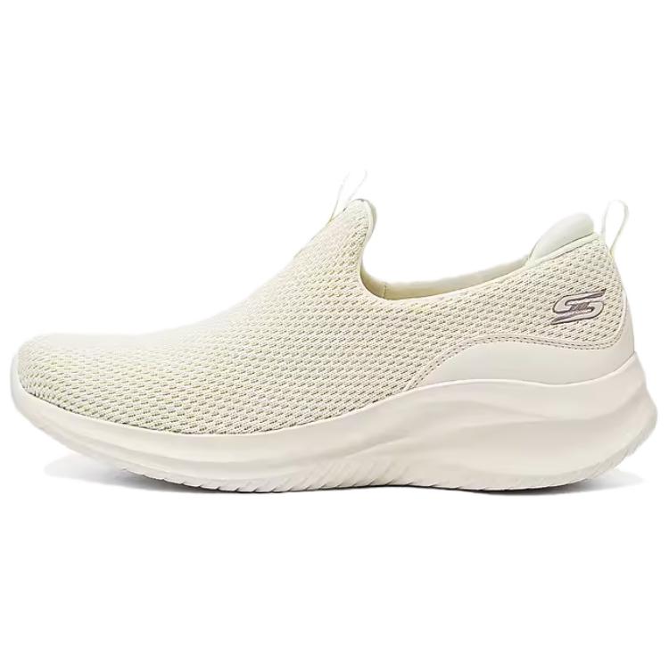 Skechers Bob’s Low top Casual Shoes Women’s Ivory