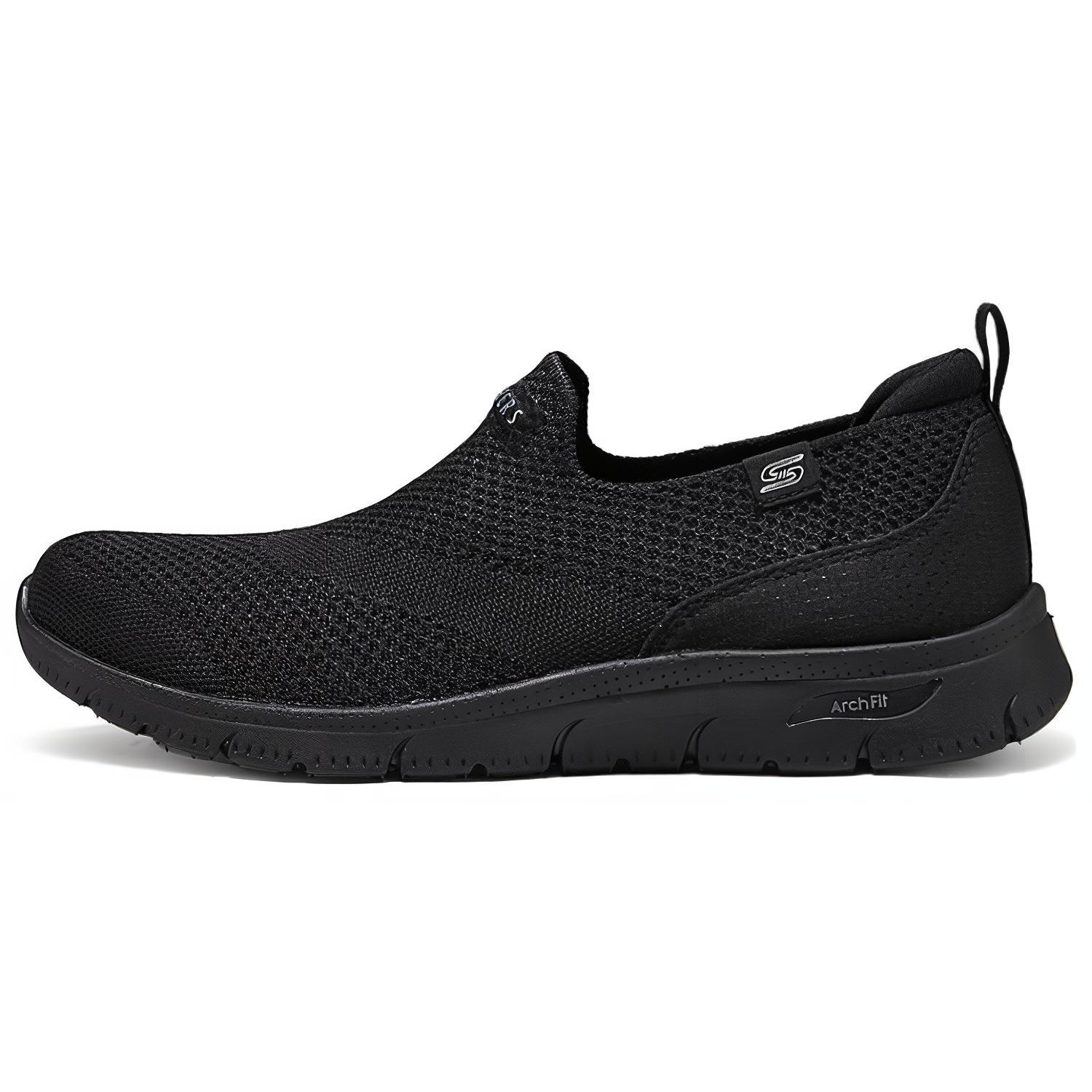 Skechers ARCH FIT REFINE Low top Casual Shoes Women's Black