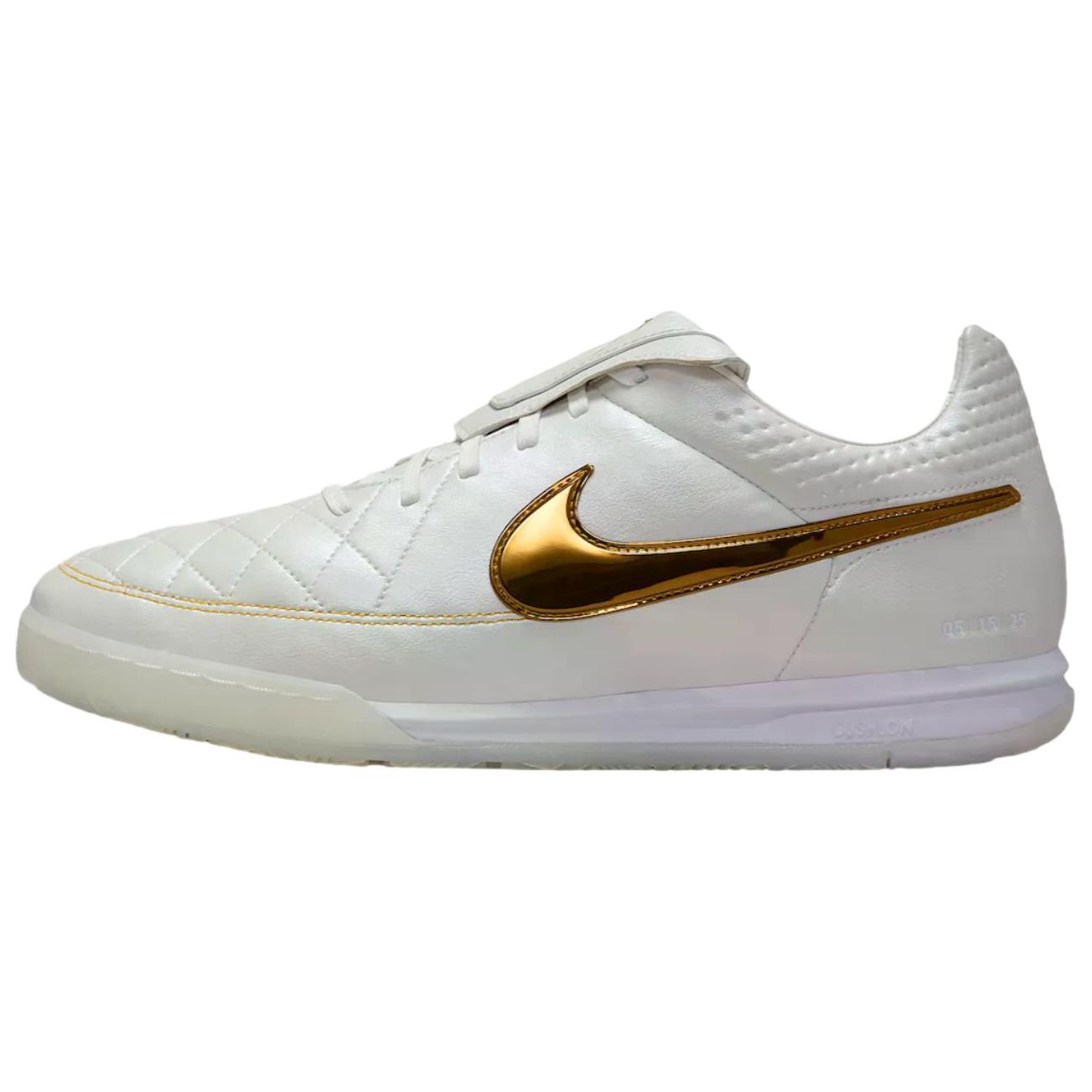 Nike Tiempo Legend Soccer Shoes Unisex White
