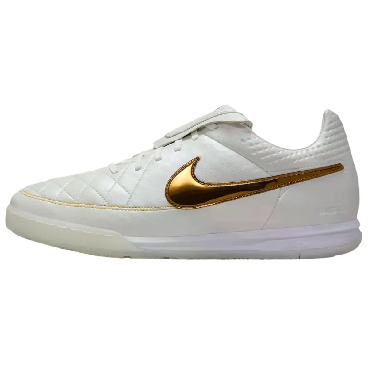 Nike Tiempo Legend Soccer Shoes Unisex White