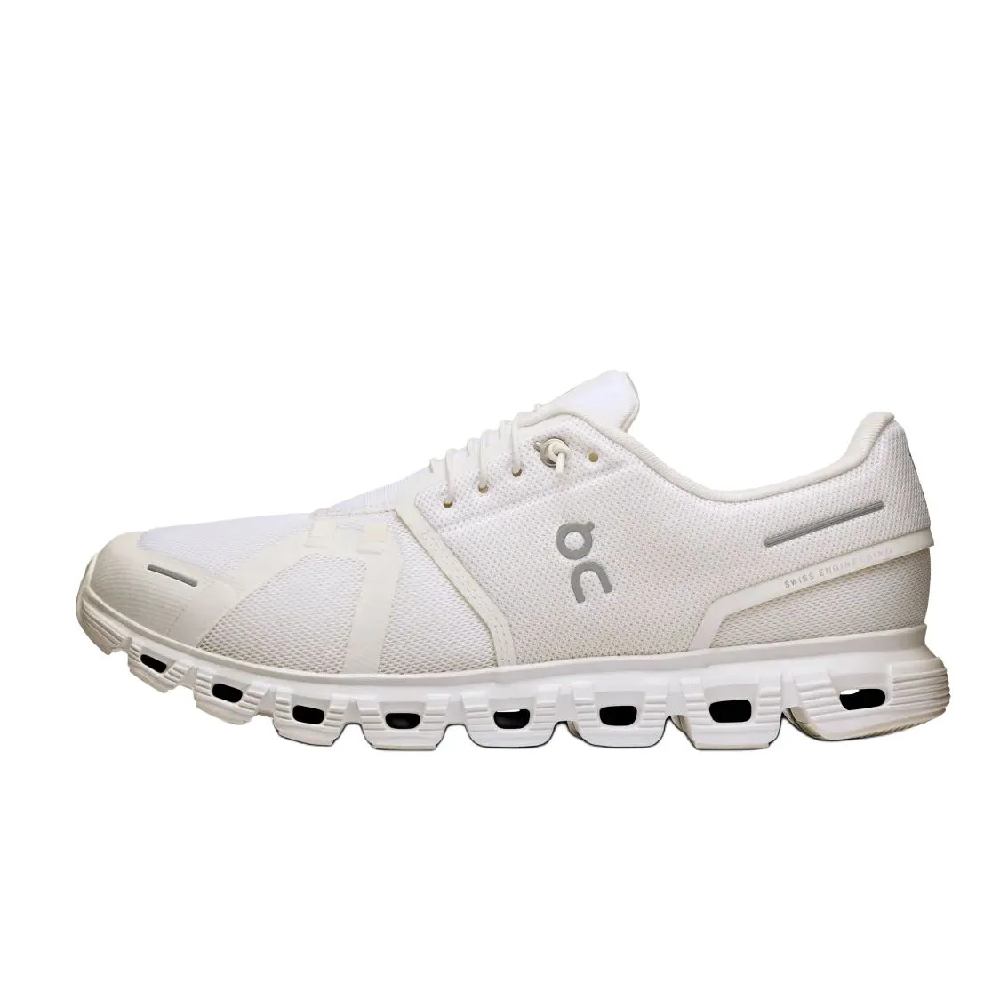Cloud 6 On 'Triple White'