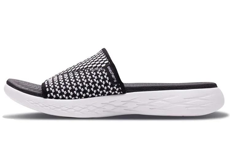 Skechers On THE GOON THE GO 600 Athleisure Slide Slippers Women's Black White
