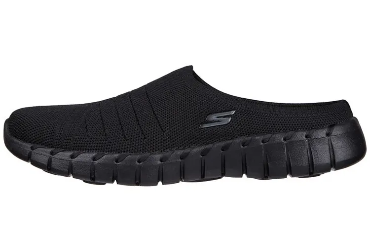 Skechers Fabric Low top Casual Shoes Women's Black