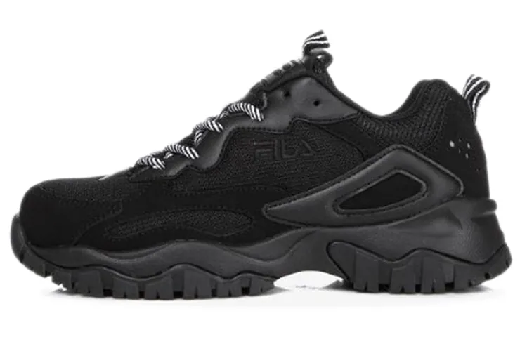 FILA Low top Casual Shoes Women's Black