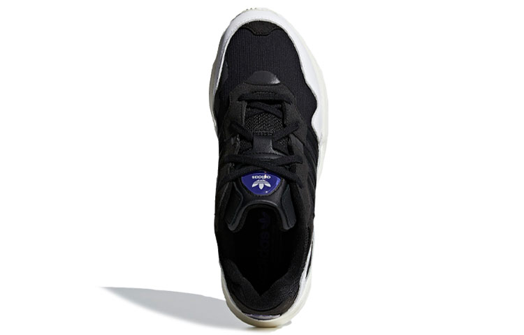 Кроссовки adidas originals Yung-96 Cloud White Core Black (черно-белые) — Чёрный / белый — фото 4