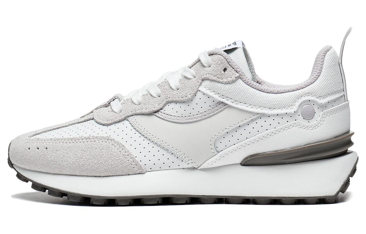 Li Ning Fangyuan Classic Slip Resistant Abrasion Resistant Low top Sports Casual Shoes Women's Champagne White