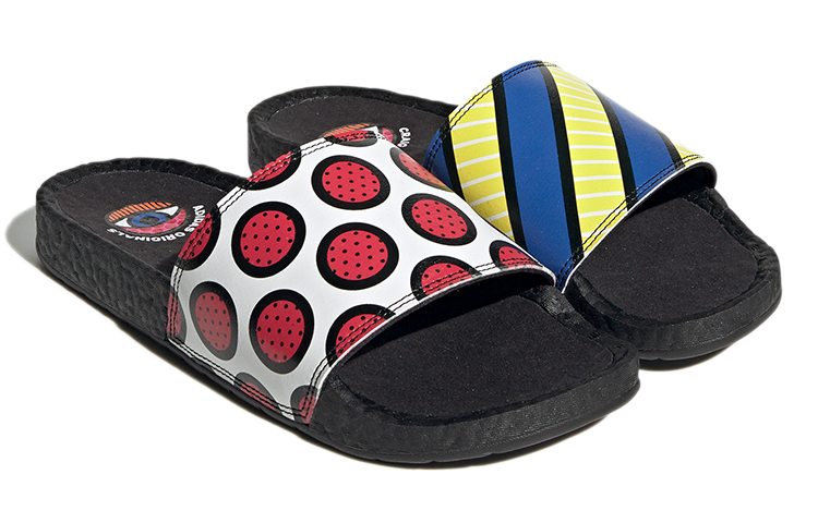 Шлепанцы adidas originals ADILETTE (черно-бело-красные) — фото 4