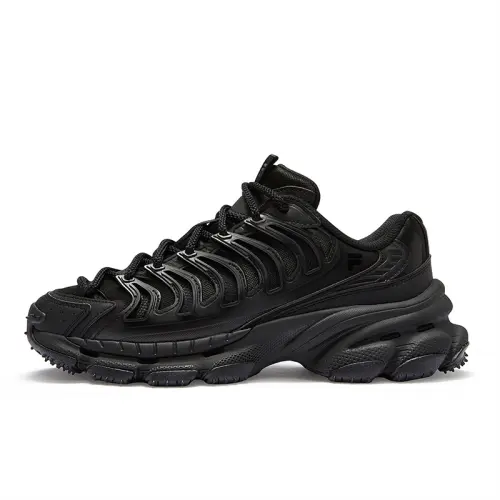 FILA FUSION BRACKET Low top Casual Shoes Women's Black