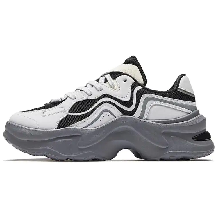 Anta Abrasion Resistant, Lightweight Coverage Low top Casual Shoes Women's Gray Black