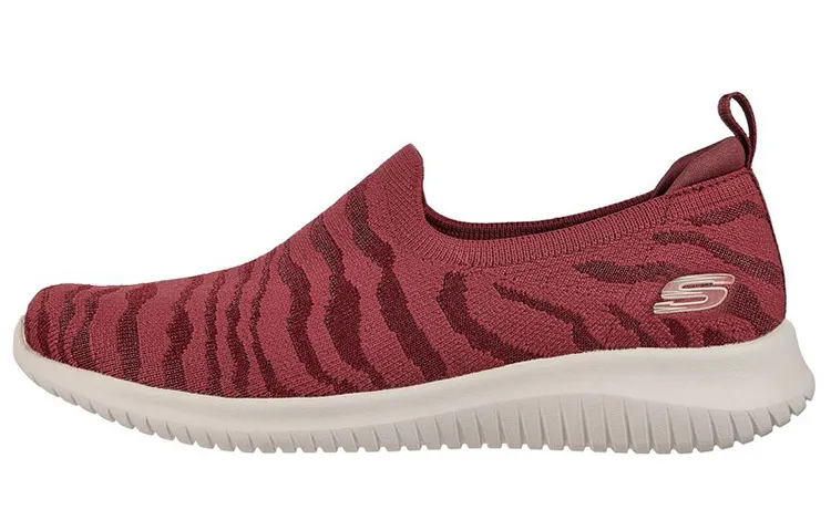 Skechers Casual Shoes Women's Low Top Red