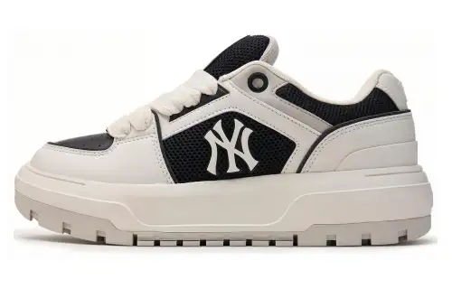 MLB Chunky Liner Artificial Leather Cushioning Slip Resistant Low top Casual Shoes Unisex White Black