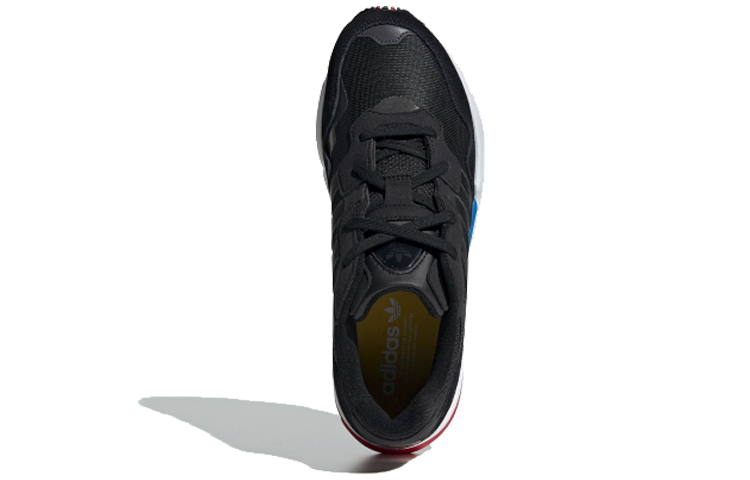 Кроссовки adidas Yung-96 (черно-бело-красный) — фото 4