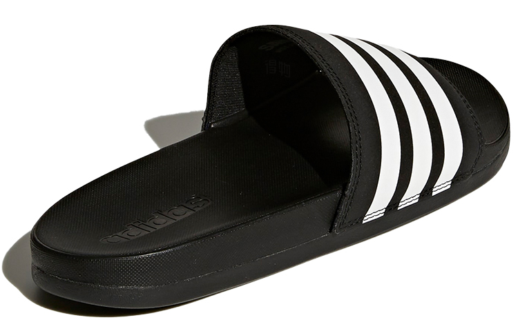 Женские шлепанцы adidas Adilette (черно-белые) — Чёрный / белый — фото 4