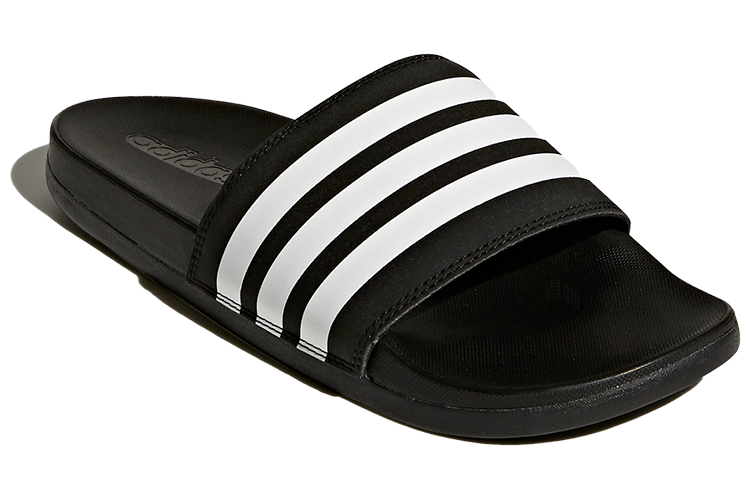 Женские шлепанцы adidas Adilette (черно-белые) — Чёрный / белый — фото 3