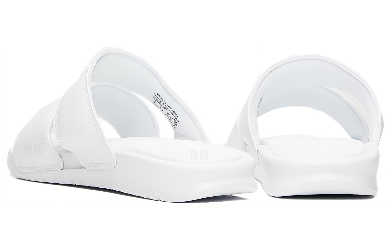 Женские сандалии Nike Benassi Duo Ultra Slide (бело-серебристые) — фото 3