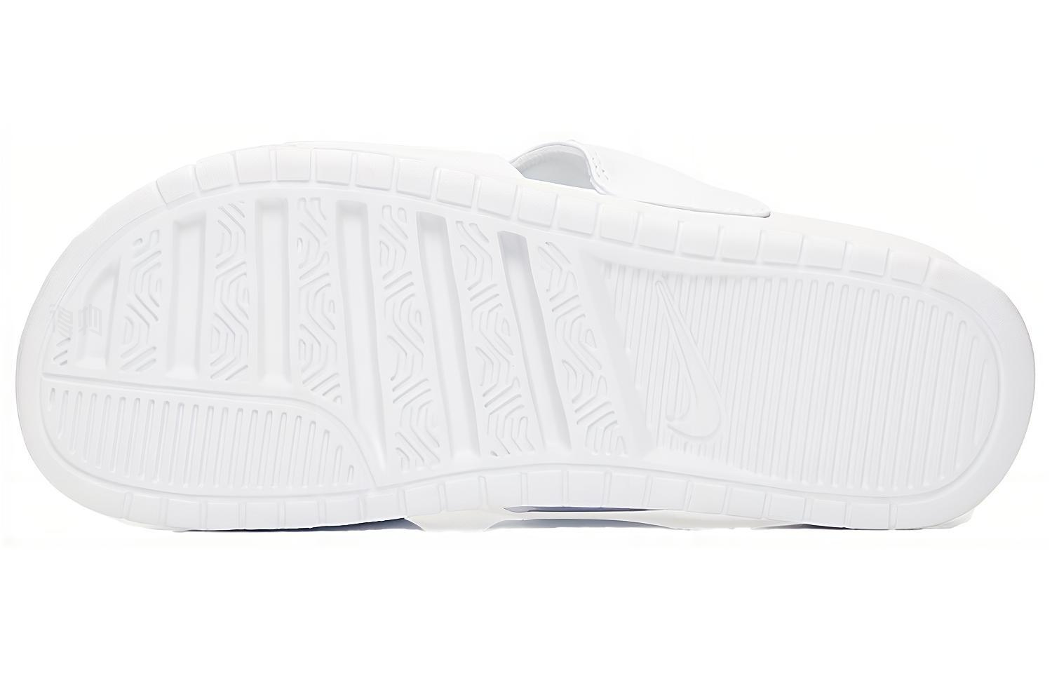 Женские сандалии Nike Benassi Duo Ultra Slide (бело-серебристые) — фото 4