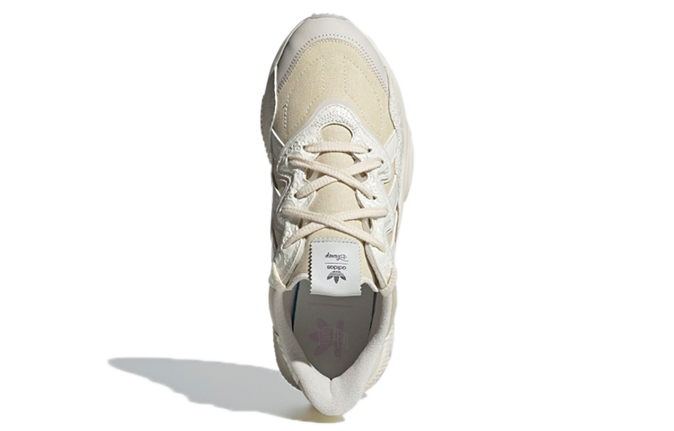 Женские кроссовки adidas originals Ozweego (бежевые) — фото 5