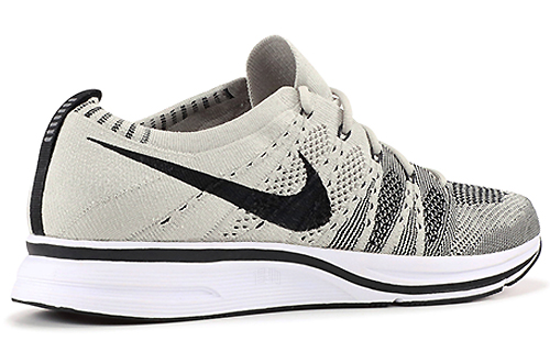 Кроссовки Nike Flyknit Trainer Pale Grey (черно-белые) — Чёрный / белый — фото 3