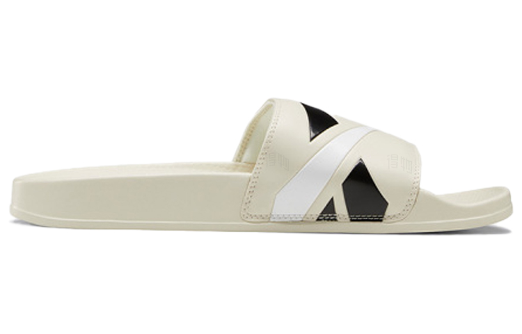 Шлепанцы Reebok Classic Slide (бежевые) — фото 2