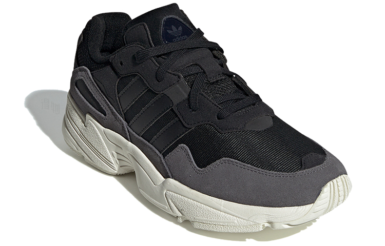 Кроссовки adidas originals Yung-96 (черно-белые) — Чёрныйбелый — фото 3