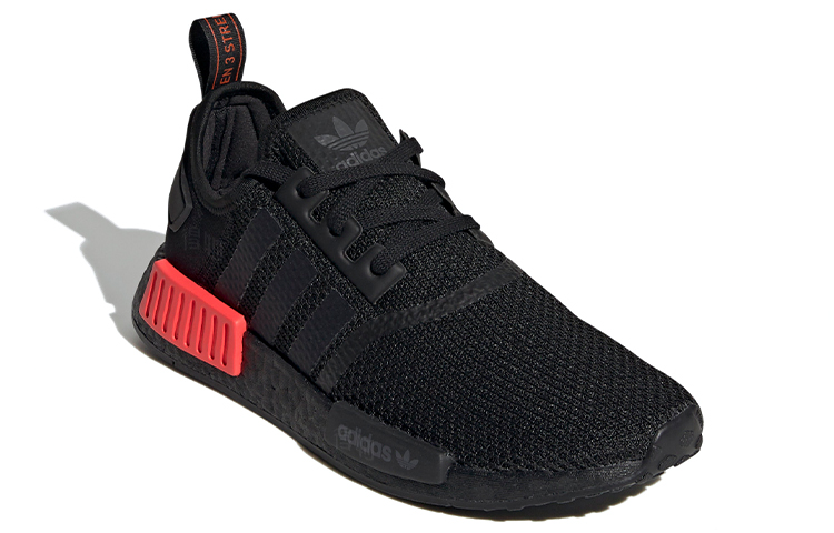 Кроссовки adidas originals NMD_R1 (черные) — фото 3