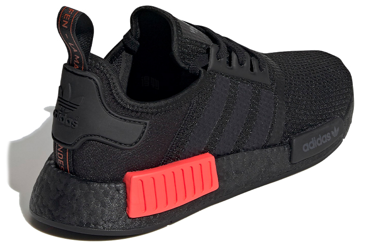 Кроссовки adidas originals NMD_R1 (черные) — фото 4