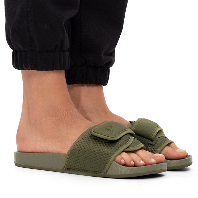 Шлепанцы adidas originals Chancletas Hu Slides (зеленые) — Зелёный — фото 7