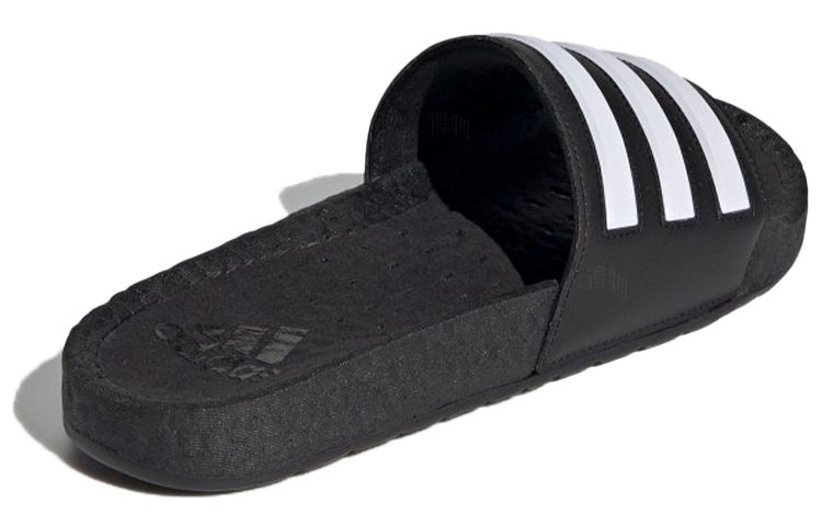 Шлепки adidas Adilette (черные) — Чёрный — фото 4