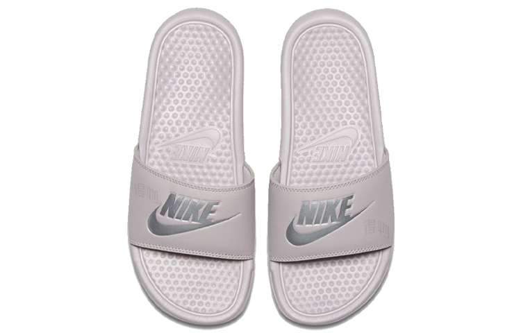 Женские шлепанцы Nike Benassi JDI (розовый) — 粒子玫瑰红/金属银 — фото 3