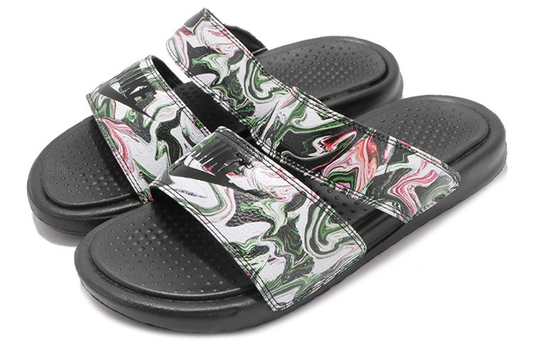 Женские шлепанцы Nike Benassi Duo Ultra Slide (черные) — фото 4