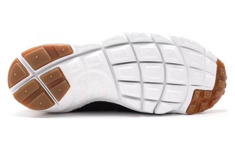Мужские кроссовки Nike Footscape Magista (черно-белые) — Чёрный / белый / чёрный — фото 4