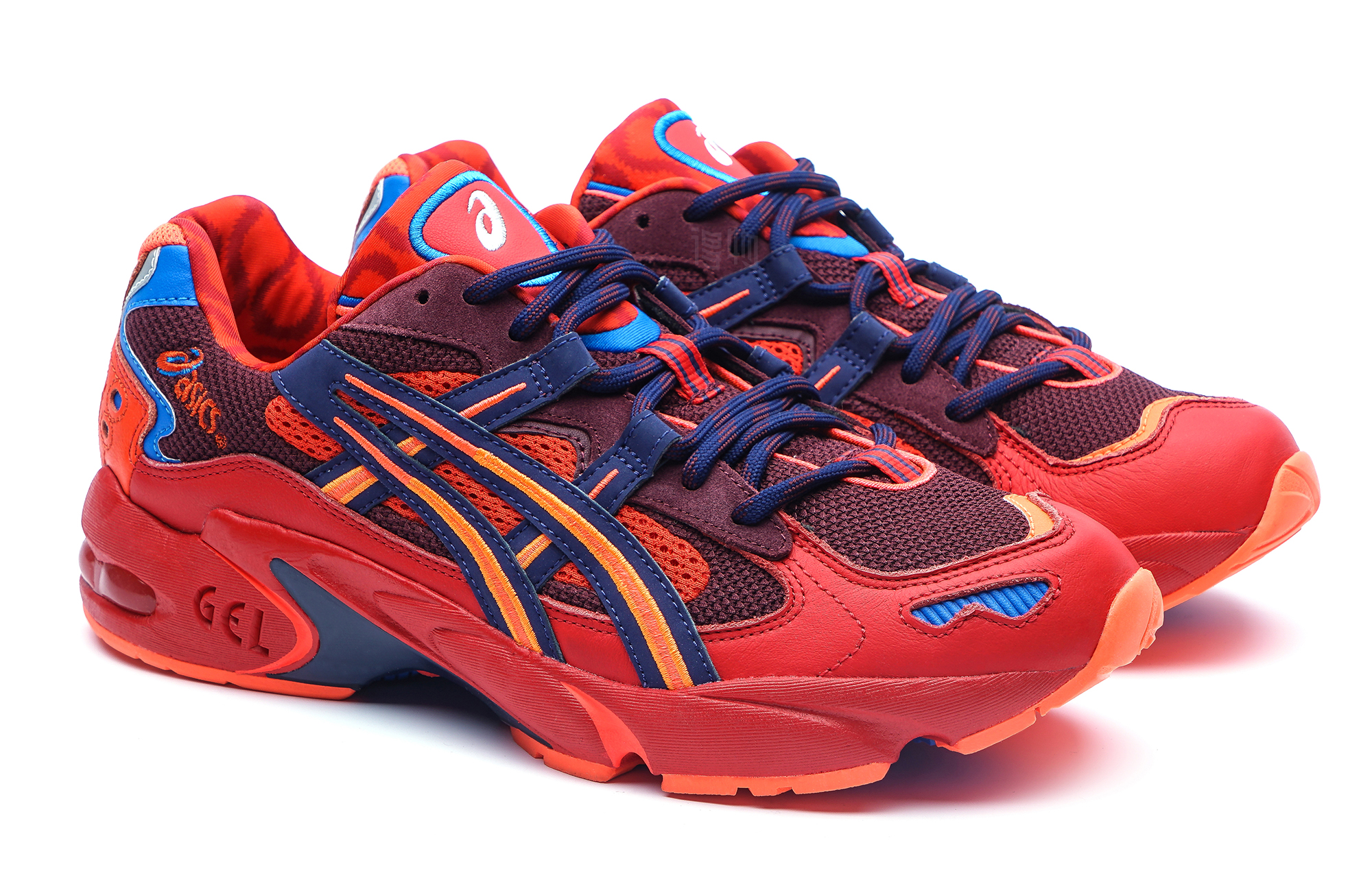 Кроссовки Vivienne Westwood x ASICS Gel-Kayano 5 OG (красно-синий) — фото 3