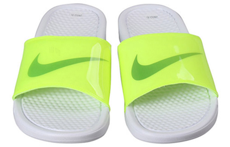 Мужские шлепанцы Nike Benassi JDI Print (желтые) — Жёлтый — фото 3