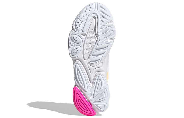 Женские кроссовки adidas Ozweego Lite (бело-красно-черные) — фото 6
