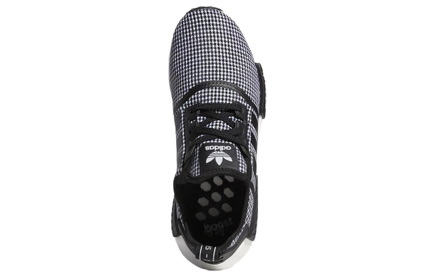 Кроссовки adidas originals NMD_R1 (черно-белые) — Чёрный / белый — фото 4