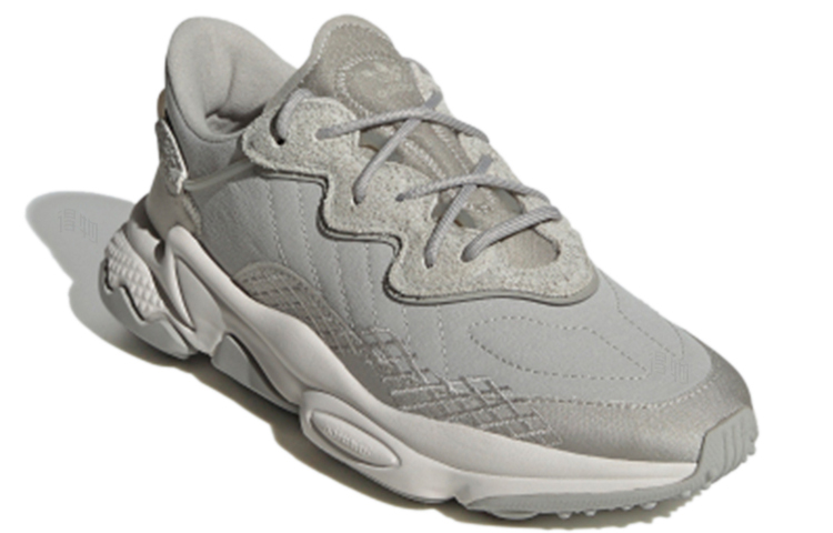 Женские кроссовки adidas Ozweego (серые) — фото 3
