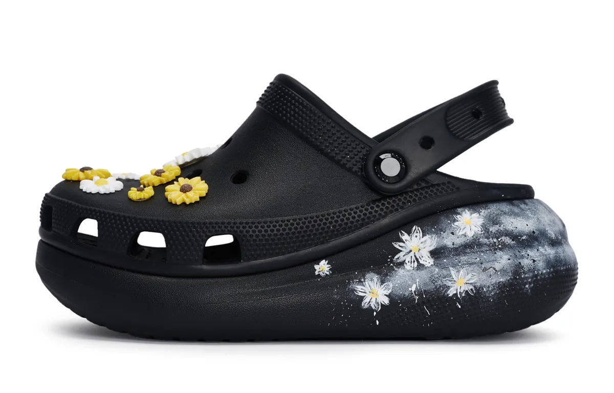 Crocs Classic Clog Clogs Unisex Black White Yellow