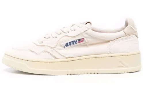 AUTRY Stylish Skateboarding Shoes Women's White