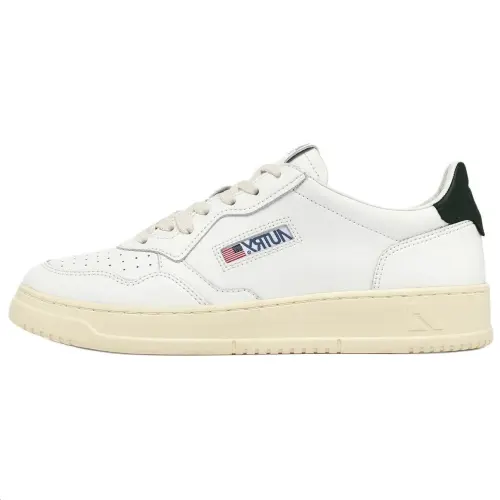 AUTRY Cow Leather Low top Skateboard Shoes Women's White Black
