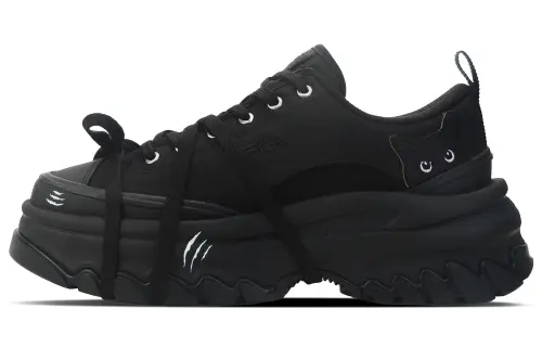 FILA Lava Naughty Black Cat Waterproof Low top Casual Shoes Women's Black