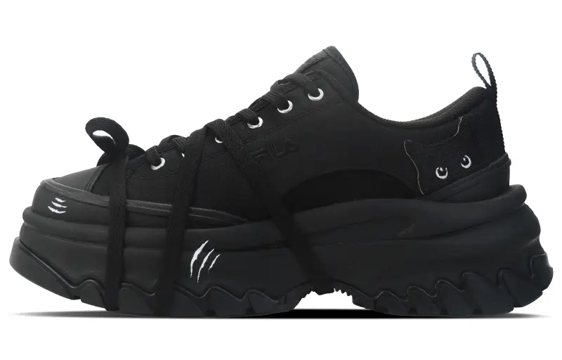 FILA Lava Naughty Black Cat Waterproof Low top Casual Shoes Women's Black
