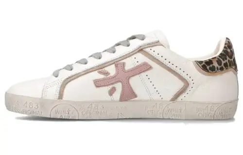 PREMIATA Low top Skateboard Shoes Women's Ecru