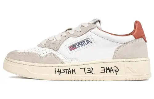AUTRY Medalist Leather, Suede Low top Skateboard Shoes Women's White