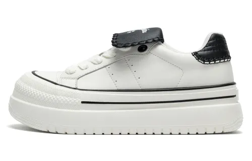 Dickies Low top Skateboard Shoes Women's Beige Black