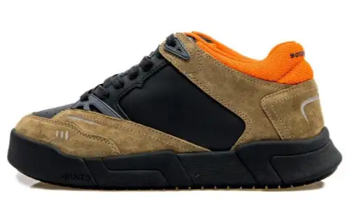 HERON PRESTON Low Key Sneaker Black Orange
