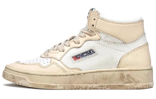 AUTRY Skateboard Shoes Women's Low Top White Beige