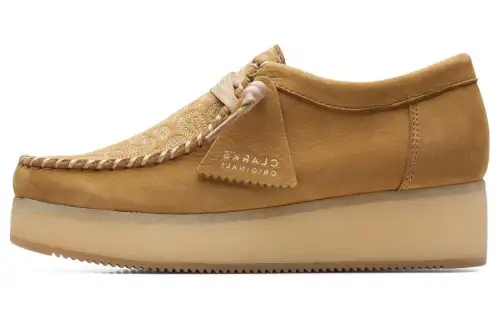 Clarks Split Suede Low top Casual Shoes Women's Brown